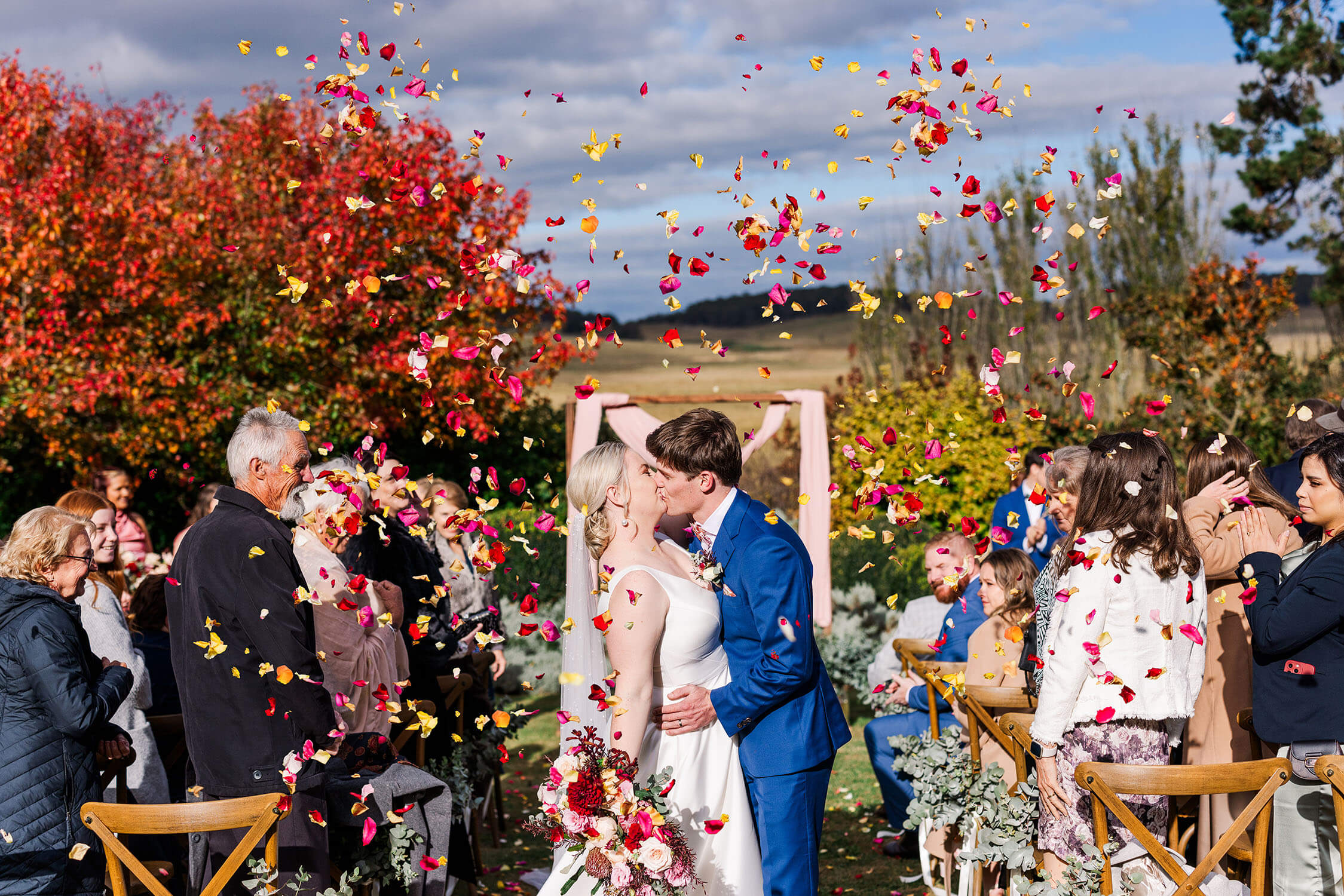 first-kiss-longfield-1838-wedding-venue